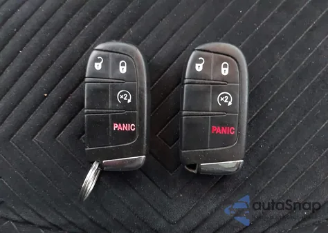 2019 Fiat 500X Urbana Awd z USA, uszkodzony, nr VIN ZFBNFYB18KP811602